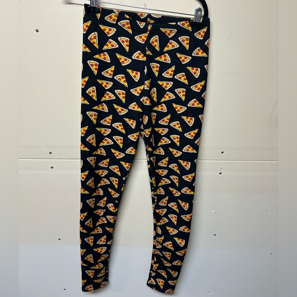 2/$30⚡️- LEGGINGS | Women’s Just Cozy leggings size M/L